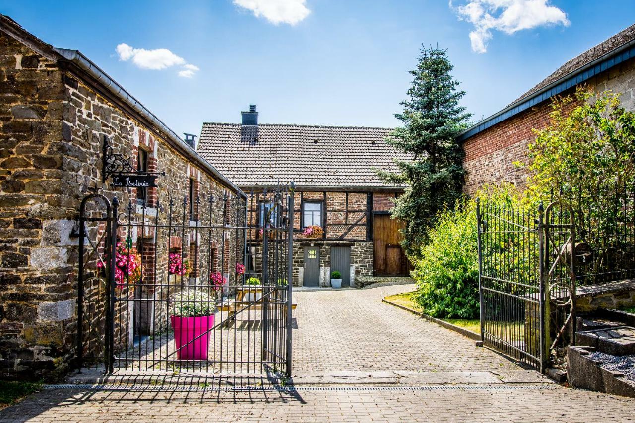 Villa La Retirée Grimbiémont Exterior foto